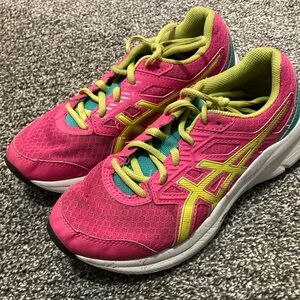 ASICS sneakers, girls size 4